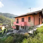 Between And Mountains فيلة