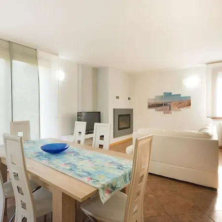 别墅 Between And Mountains *