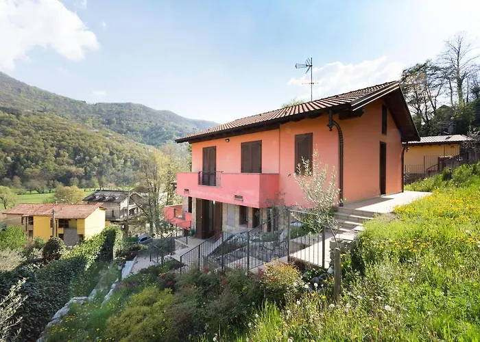 Between And Mountains Villa